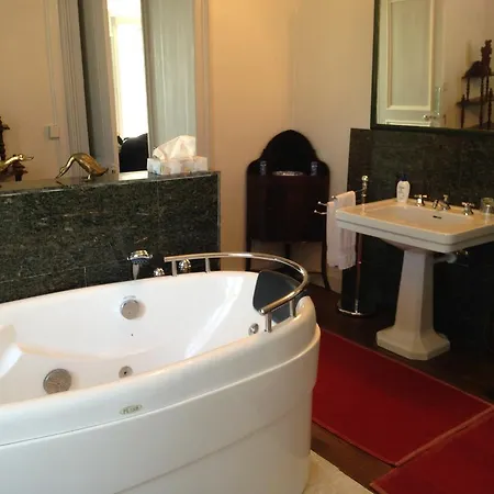 Bed & Breakfast Château La Rametière Plomb