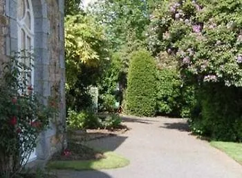 Château La Rametière Bed & Breakfast *